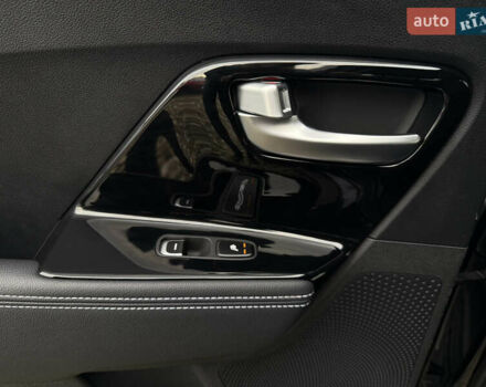 Черный Киа Niro, объемом двигателя 0 л и пробегом 88 тыс. км за 23900 $, фото 92 на Automoto.ua