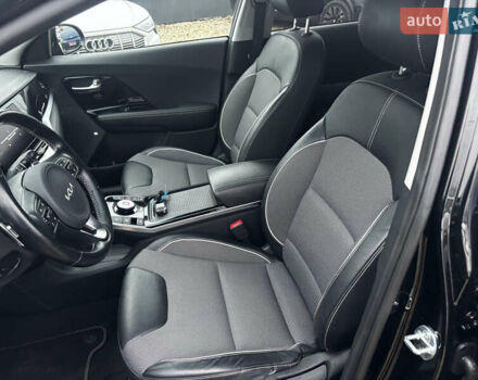 Черный Киа Niro, объемом двигателя 0 л и пробегом 88 тыс. км за 22000 $, фото 19 на Automoto.ua