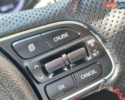 Черный Киа Niro, объемом двигателя 1.58 л и пробегом 112 тыс. км за 19700 $, фото 33 на Automoto.ua