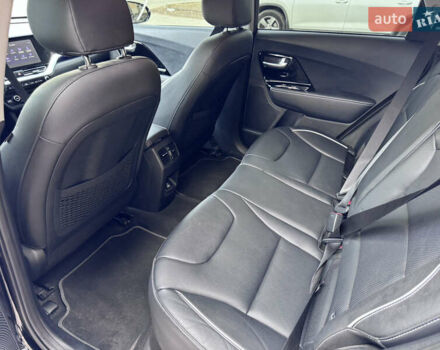 Черный Киа Niro, объемом двигателя 0 л и пробегом 110 тыс. км за 21700 $, фото 7 на Automoto.ua