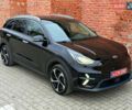 Чорний Кіа Niro, об'ємом двигуна 0 л та пробігом 138 тис. км за 19750 $, фото 9 на Automoto.ua