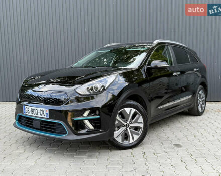 Черный Киа Niro, объемом двигателя 0 л и пробегом 123 тыс. км за 18500 $, фото 1 на Automoto.ua
