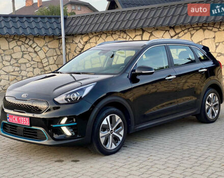 Чорний Кіа Niro, об'ємом двигуна 0 л та пробігом 67 тис. км за 20999 $, фото 23 на Automoto.ua
