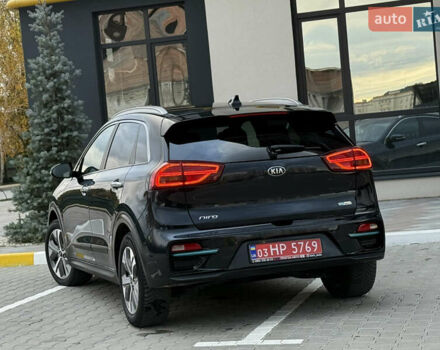Черный Киа Niro, объемом двигателя 0 л и пробегом 109 тыс. км за 19900 $, фото 10 на Automoto.ua