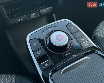 Черный Киа Niro, объемом двигателя 0 л и пробегом 61 тыс. км за 22999 $, фото 26 на Automoto.ua