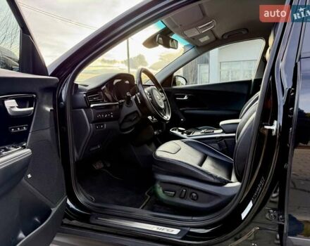 Черный Киа Niro, объемом двигателя 0 л и пробегом 89 тыс. км за 19350 $, фото 46 на Automoto.ua