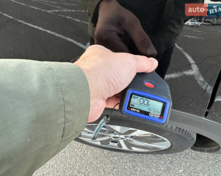 Чорний Кіа Niro, об'ємом двигуна 0 л та пробігом 155 тис. км за 20300 $, фото 64 на Automoto.ua