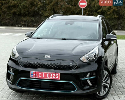 Черный Киа Niro, объемом двигателя 0 л и пробегом 80 тыс. км за 19890 $, фото 92 на Automoto.ua