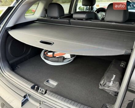 Чорний Кіа Niro, об'ємом двигуна 0 л та пробігом 84 тис. км за 19200 $, фото 21 на Automoto.ua