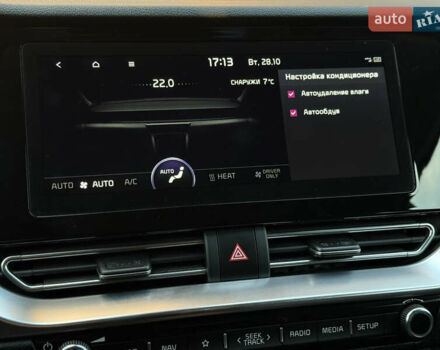 Черный Киа Niro, объемом двигателя 0 л и пробегом 109 тыс. км за 19900 $, фото 18 на Automoto.ua