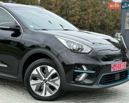 Черный Киа Niro, объемом двигателя 0 л и пробегом 80 тыс. км за 19890 $, фото 133 на Automoto.ua