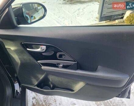 Черный Киа Niro, объемом двигателя 0 л и пробегом 79 тыс. км за 18300 $, фото 23 на Automoto.ua