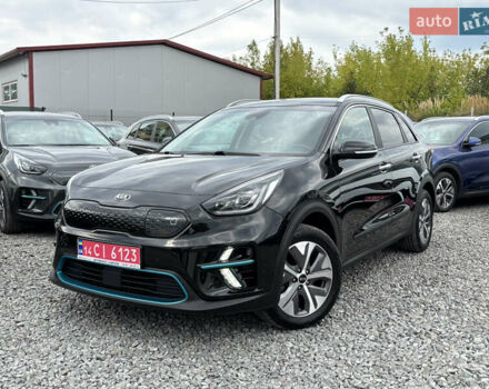 Черный Киа Niro, объемом двигателя 0 л и пробегом 62 тыс. км за 21999 $, фото 4 на Automoto.ua