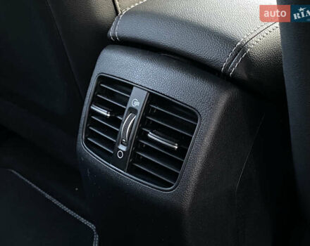 Чорний Кіа Niro, об'ємом двигуна 0 л та пробігом 67 тис. км за 20999 $, фото 49 на Automoto.ua