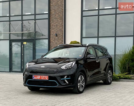 Черный Киа Niro, объемом двигателя 0 л и пробегом 94 тыс. км за 17900 $, фото 6 на Automoto.ua