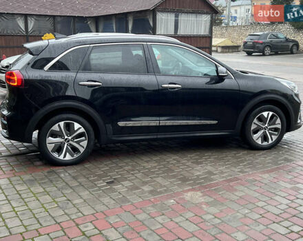 Черный Киа Niro, объемом двигателя 0 л и пробегом 117 тыс. км за 19200 $, фото 3 на Automoto.ua