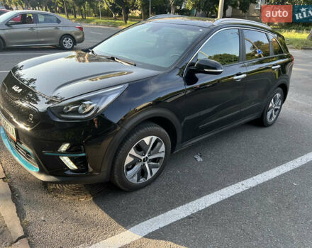 Черный Киа Niro, объемом двигателя 0 л и пробегом 137 тыс. км за 20000 $, фото 2 на Automoto.ua