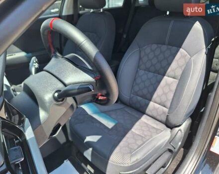 Черный Киа Niro, объемом двигателя 1.58 л и пробегом 112 тыс. км за 19700 $, фото 15 на Automoto.ua
