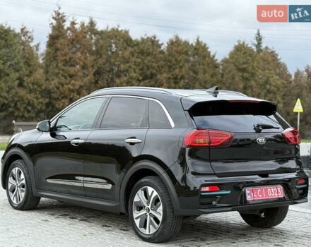 Черный Киа Niro, объемом двигателя 0 л и пробегом 80 тыс. км за 19890 $, фото 169 на Automoto.ua
