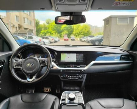 Черный Киа Niro, объемом двигателя 0 л и пробегом 138 тыс. км за 18999 $, фото 3 на Automoto.ua