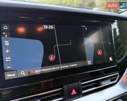 Чорний Кіа Niro, об'ємом двигуна 0 л та пробігом 123 тис. км за 17899 $, фото 36 на Automoto.ua