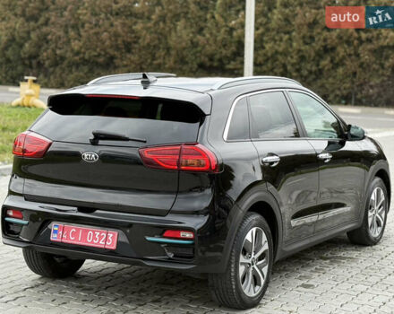 Черный Киа Niro, объемом двигателя 0 л и пробегом 80 тыс. км за 19650 $, фото 153 на Automoto.ua