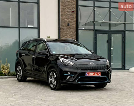 Черный Киа Niro, объемом двигателя 0 л и пробегом 94 тыс. км за 17900 $, фото 15 на Automoto.ua
