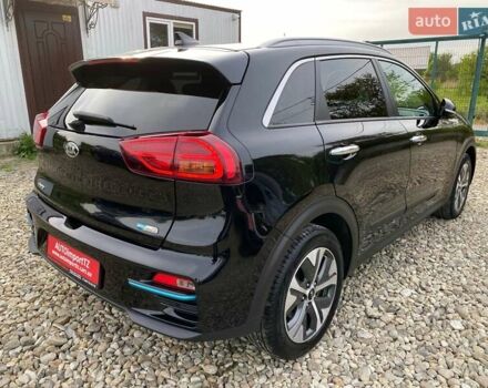 Черный Киа Niro, объемом двигателя 0 л и пробегом 96 тыс. км за 20600 $, фото 13 на Automoto.ua