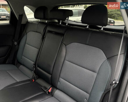 Черный Киа Niro, объемом двигателя 0 л и пробегом 62 тыс. км за 21999 $, фото 20 на Automoto.ua