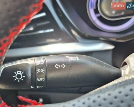 Черный Киа Niro, объемом двигателя 1.58 л и пробегом 112 тыс. км за 19700 $, фото 32 на Automoto.ua