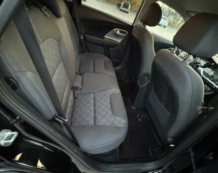 Черный Киа Niro, объемом двигателя 1.58 л и пробегом 62 тыс. км за 25900 $, фото 11 на Automoto.ua
