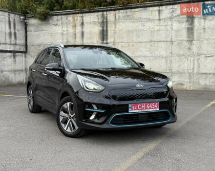 Черный Киа Niro, объемом двигателя 0 л и пробегом 80 тыс. км за 21850 $, фото 2 на Automoto.ua