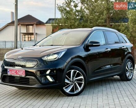 Черный Киа Niro, объемом двигателя 0 л и пробегом 89 тыс. км за 19350 $, фото 3 на Automoto.ua