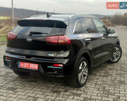 Черный Киа Niro, объемом двигателя 0 л и пробегом 117 тыс. км за 18870 $, фото 62 на Automoto.ua