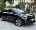 Чорний Кіа Niro, об'ємом двигуна 0 л та пробігом 123 тис. км за 17899 $, фото 5 на Automoto.ua
