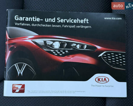 Чорний Кіа Niro, об'ємом двигуна 0 л та пробігом 88 тис. км за 24900 $, фото 67 на Automoto.ua