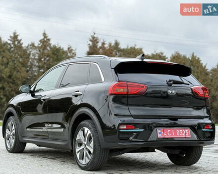 Черный Киа Niro, объемом двигателя 0 л и пробегом 80 тыс. км за 19650 $, фото 173 на Automoto.ua