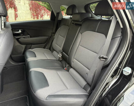 Черный Киа Niro, объемом двигателя 0 л и пробегом 80 тыс. км за 21850 $, фото 59 на Automoto.ua