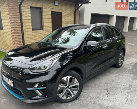 Киа Niro 2021 в Киеве на Automoto.ua Черный Киа Niro, объемом двигателя 0 л и пробегом 128 тыс. км за 20800 $, фото 2 на Automoto.ua