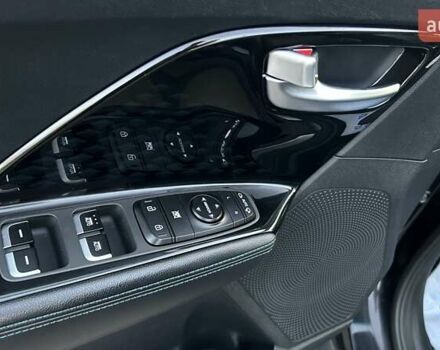 Черный Киа Niro, объемом двигателя 0 л и пробегом 121 тыс. км за 18999 $, фото 28 на Automoto.ua