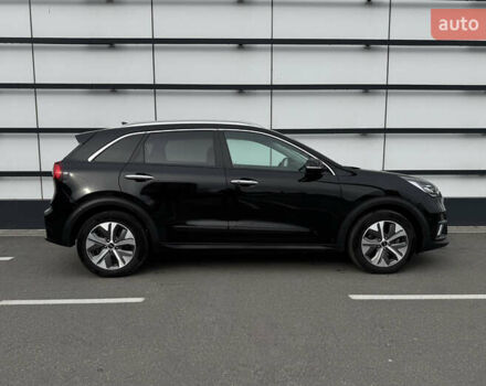 Черный Киа Niro, объемом двигателя 0 л и пробегом 137 тыс. км за 19200 $, фото 12 на Automoto.ua