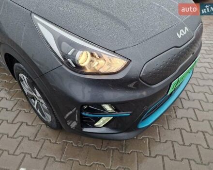 Чорний Кіа Niro, об'ємом двигуна 0 л та пробігом 54 тис. км за 17800 $, фото 11 на Automoto.ua