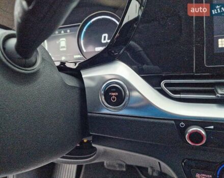 Чорний Кіа Niro, об'ємом двигуна 0 л та пробігом 54 тис. км за 17800 $, фото 31 на Automoto.ua