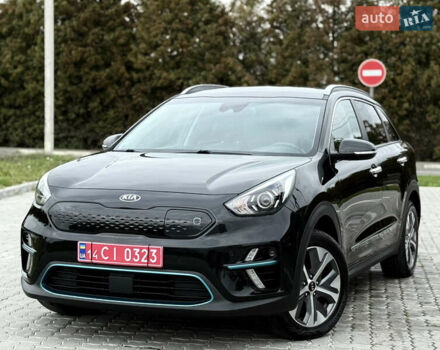 Черный Киа Niro, объемом двигателя 0 л и пробегом 80 тыс. км за 19650 $, фото 97 на Automoto.ua