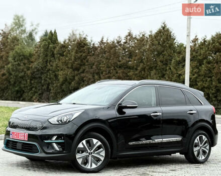 Черный Киа Niro, объемом двигателя 0 л и пробегом 80 тыс. км за 19890 $, фото 102 на Automoto.ua
