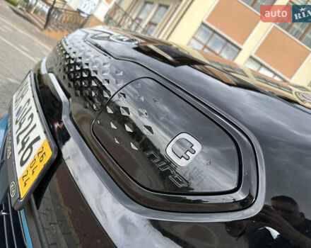 Чорний Кіа Niro, об'ємом двигуна 0 л та пробігом 51 тис. км за 21500 $, фото 19 на Automoto.ua