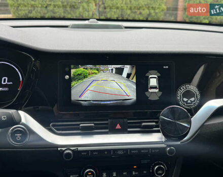 Киа Niro 2021 в Киеве на Automoto.ua Черный Киа Niro, объемом двигателя 0 л и пробегом 128 тыс. км за 20800 $, фото 16 на Automoto.ua