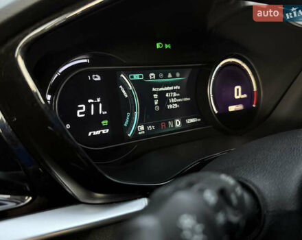 Чорний Кіа Niro, об'ємом двигуна 0 л та пробігом 123 тис. км за 17899 $, фото 44 на Automoto.ua