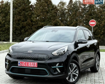 Черный Киа Niro, объемом двигателя 0 л и пробегом 80 тыс. км за 19650 $, фото 1 на Automoto.ua