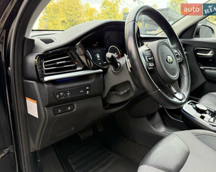 Черный Киа Niro, объемом двигателя 0 л и пробегом 123 тыс. км за 18500 $, фото 37 на Automoto.ua